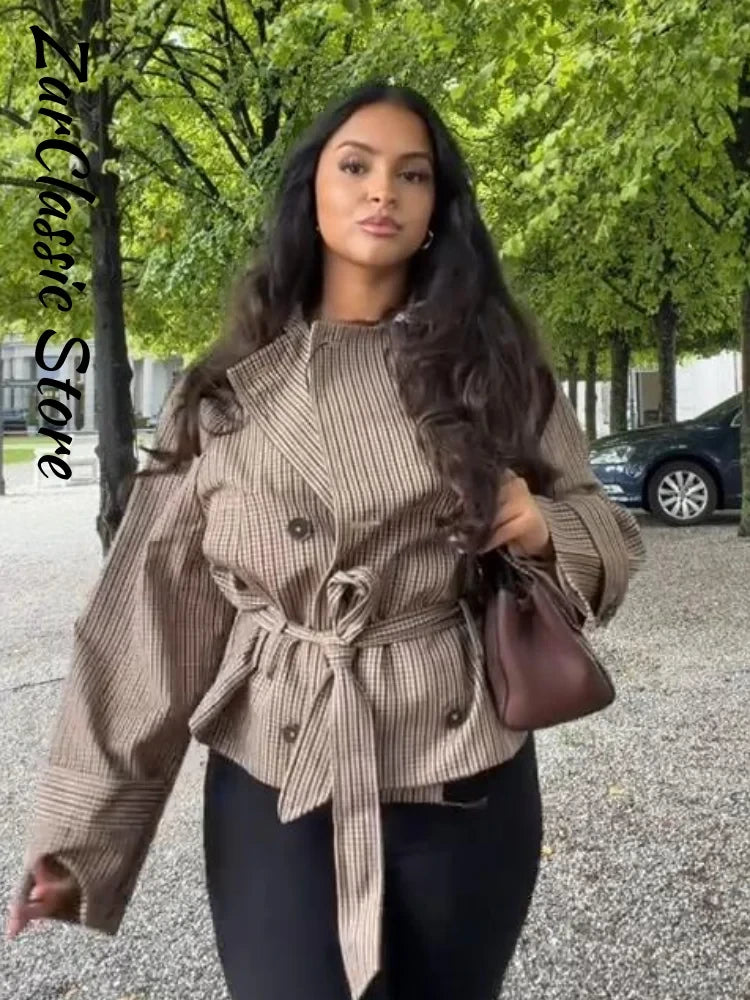 Gabardina Corta A Cuadros